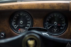 Tajemniczy Polak kupił luksusową limuzynę Cyrankiewicza. Wydał...