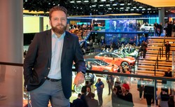 Samochód elektryczny kontra prąd z węgla? "To wielka szansa dla Polski"