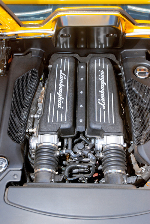 Corvette Z06 kontra Lamborghini Gallardo LP 560-4 - Asfaltowi kowboje