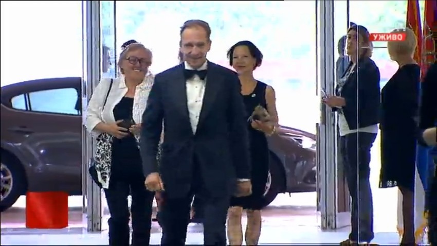 Ralf Fajns stiže na inauguraciju Aleksandra Vučića