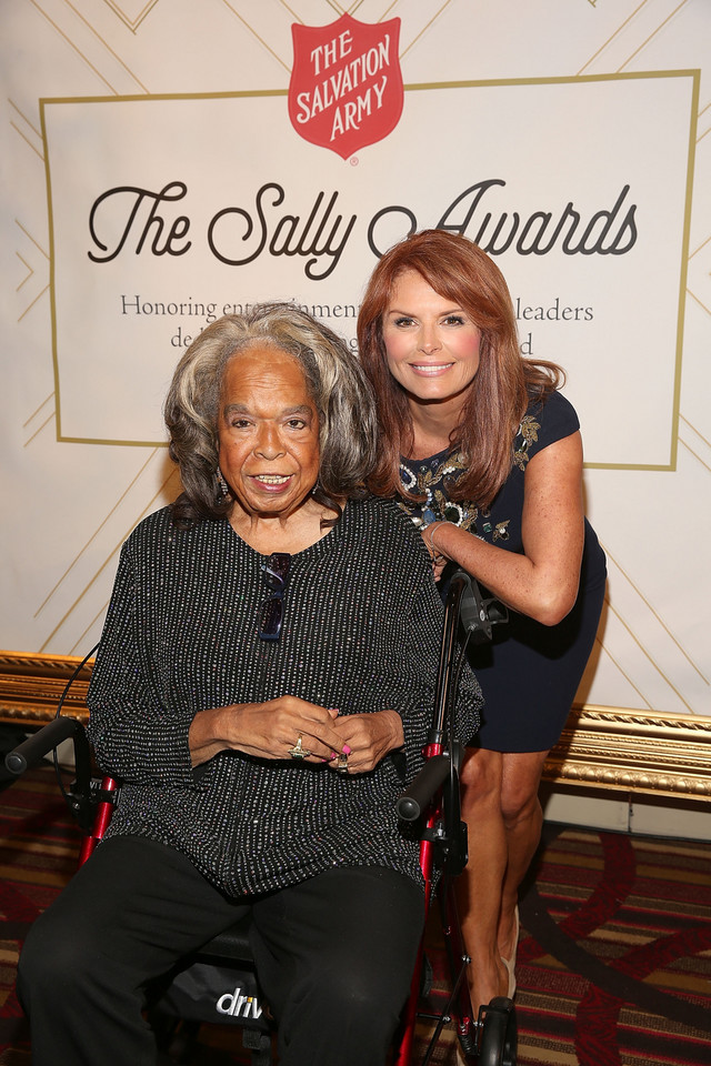 Roma Downey i Della Reese (2015)