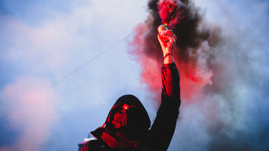 Są na froncie i robią zdjęcia na protestach. "Dopóki są, będziemy je fotografować" [WYWIAD]