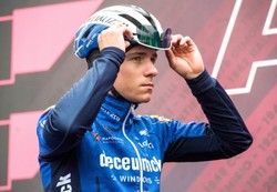 Remco Evenepoel wycofał się z Giro d'Italia