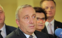 Schetyna domaga się dymisji szefa NIK po materiale w "Superwizjerze"