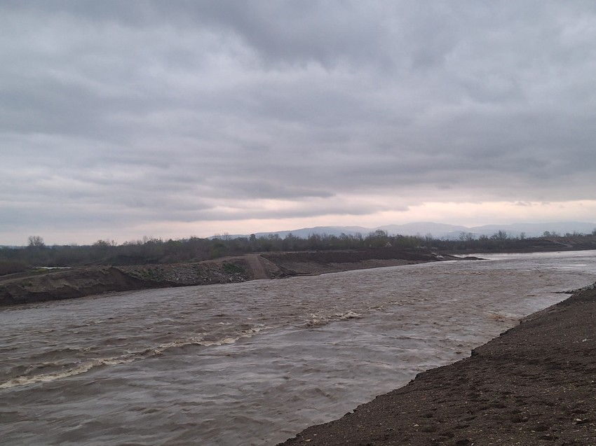 Zapadna Morava probila nasip