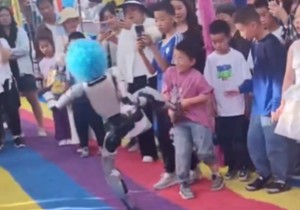 Robot u Kini