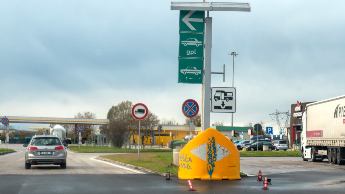 O româncă dispărută după o ceartă într-o benzinărie a fost găsită moartă a doua zi, în Italia, lângă un măslin