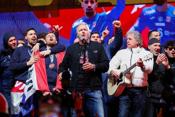 Dolazi težak vikend za Srbe u Vukovaru: TOMPSON SPREMA USTAŠKO ORGIJANJE