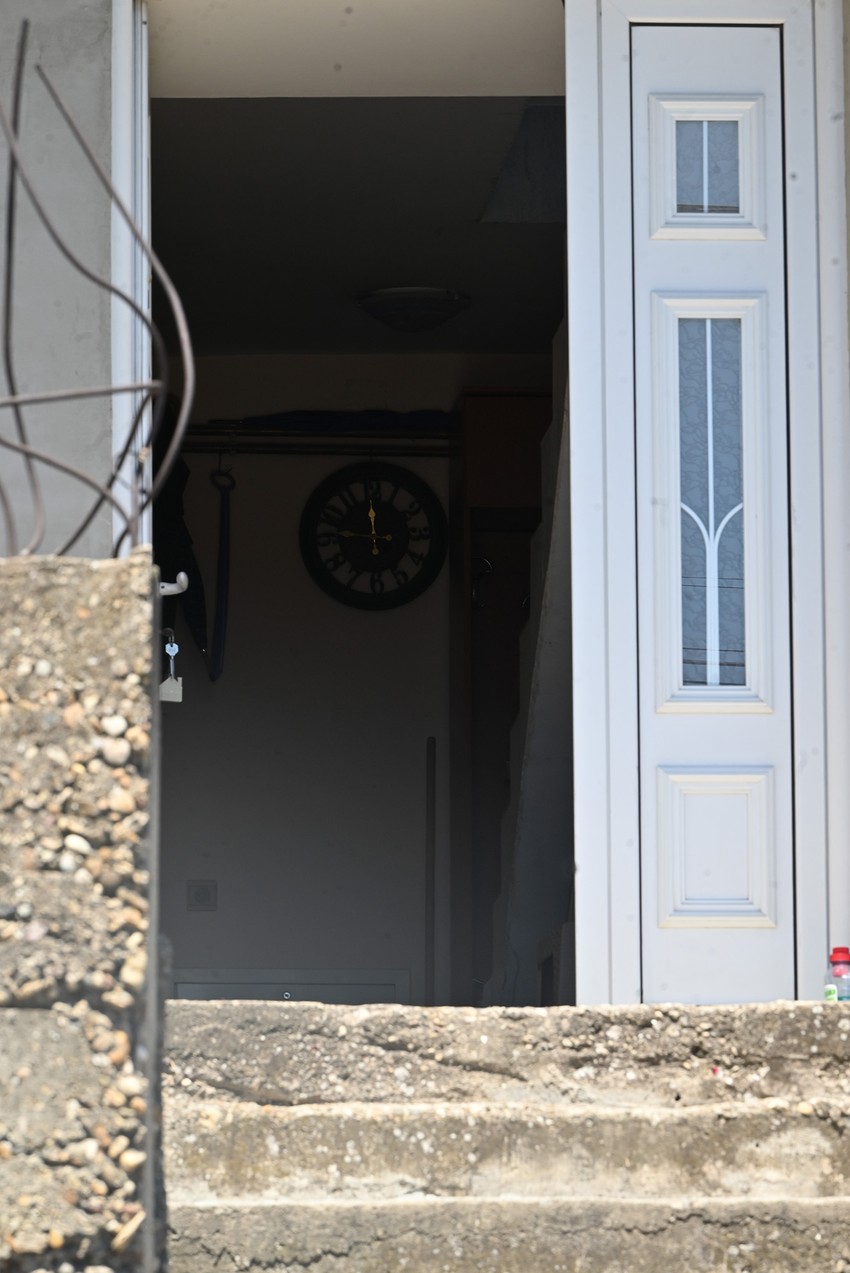 Ulaz u porodičnu kuću u Kaluđerici