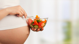 Dieta w ciąży. Jakich zasad należy przestrzegać?