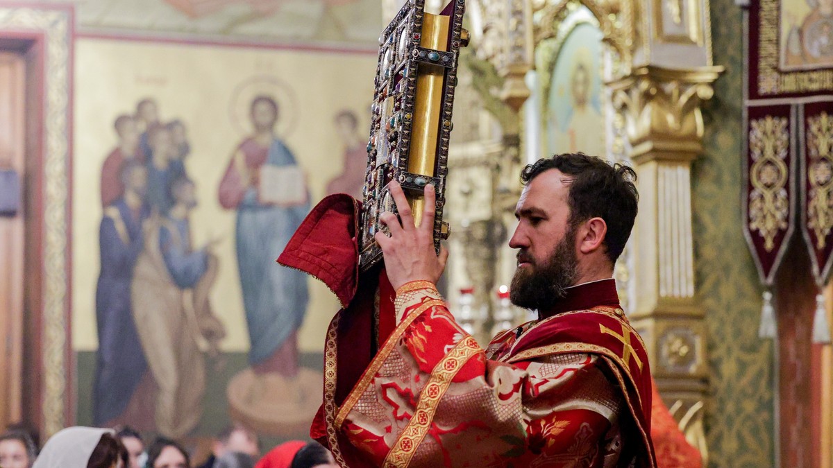 Pitao sam sveštenika kako se slavi Uskrs i evo u čemu svi Srbi greše (ILUSTRACIJA)