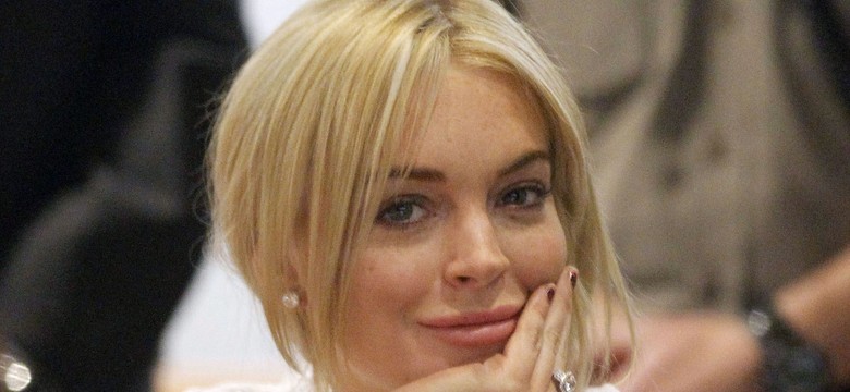 Seksowna skandalistka rozbierze się za milion