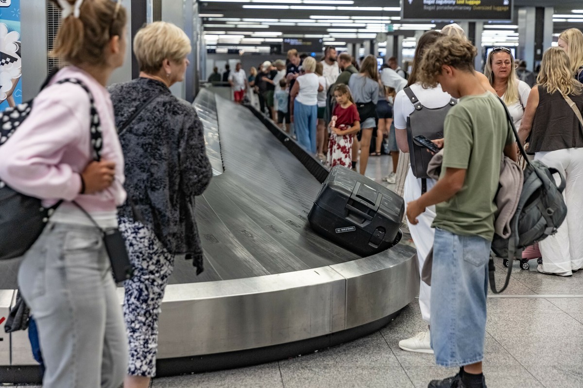 Koniec z frustrującym ograniczeniem. Ważna zmiana dla pasażerów lotniska w Krakowie
