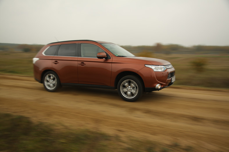 Mitsubishi Outlander (polska premiera)