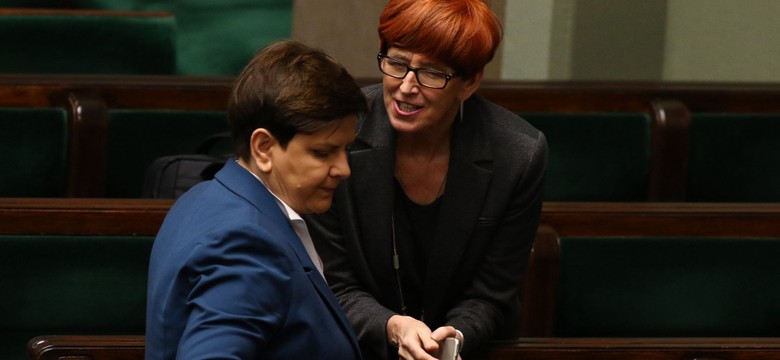 Śledztwo ws. wypadku premier kolejny raz przedłużone. "Nie ma jeszcze opinii biegłych z rekonstrukcji wypadku"