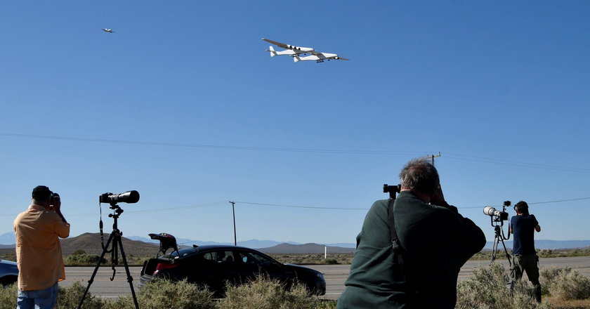 M7ADNK Stratolaunch