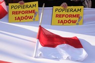 Demonstracja poparcia rządowej reformy wymiaru sądownictwa