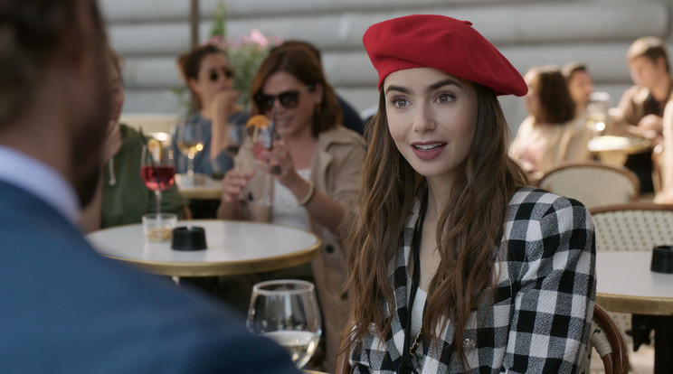 Lily Collins_3_Emily Párizsban_fotó: HBO