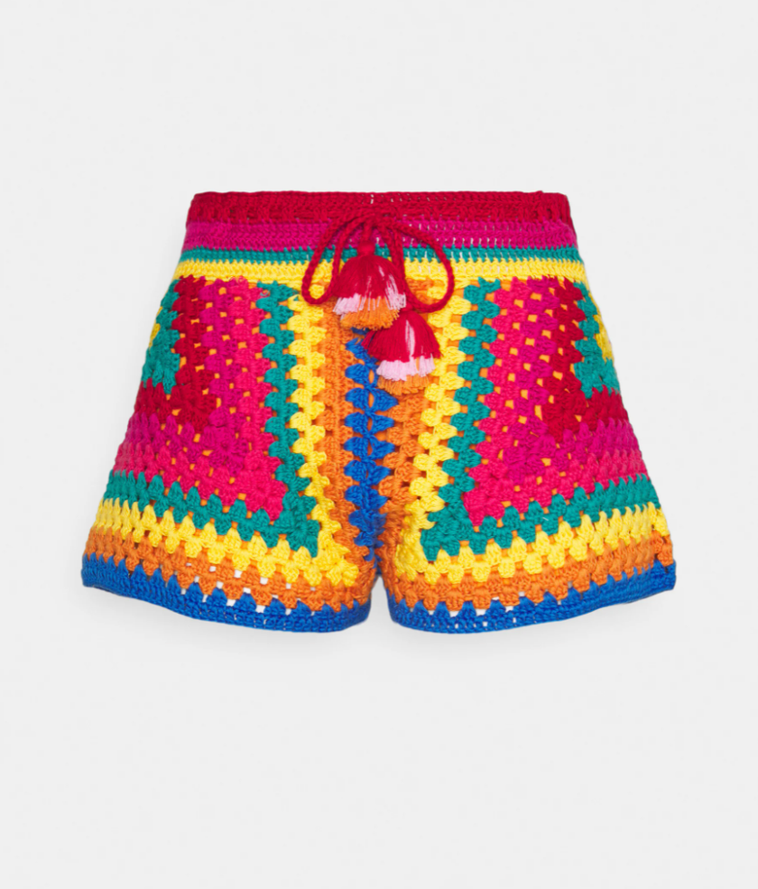 Bunte Shorts von Farm Rio für 125 Franken, via Zalando.