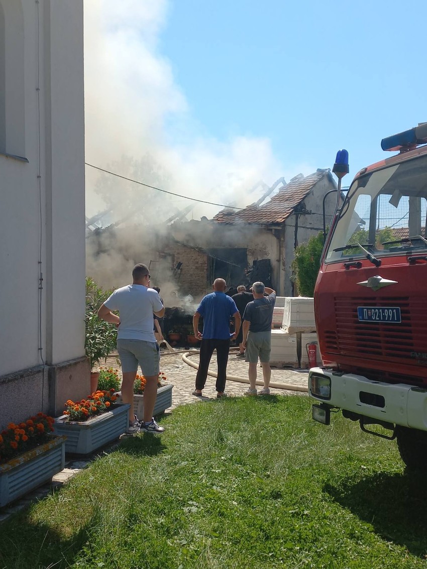 Požar u crkvi u Jadranskoj Lešnici