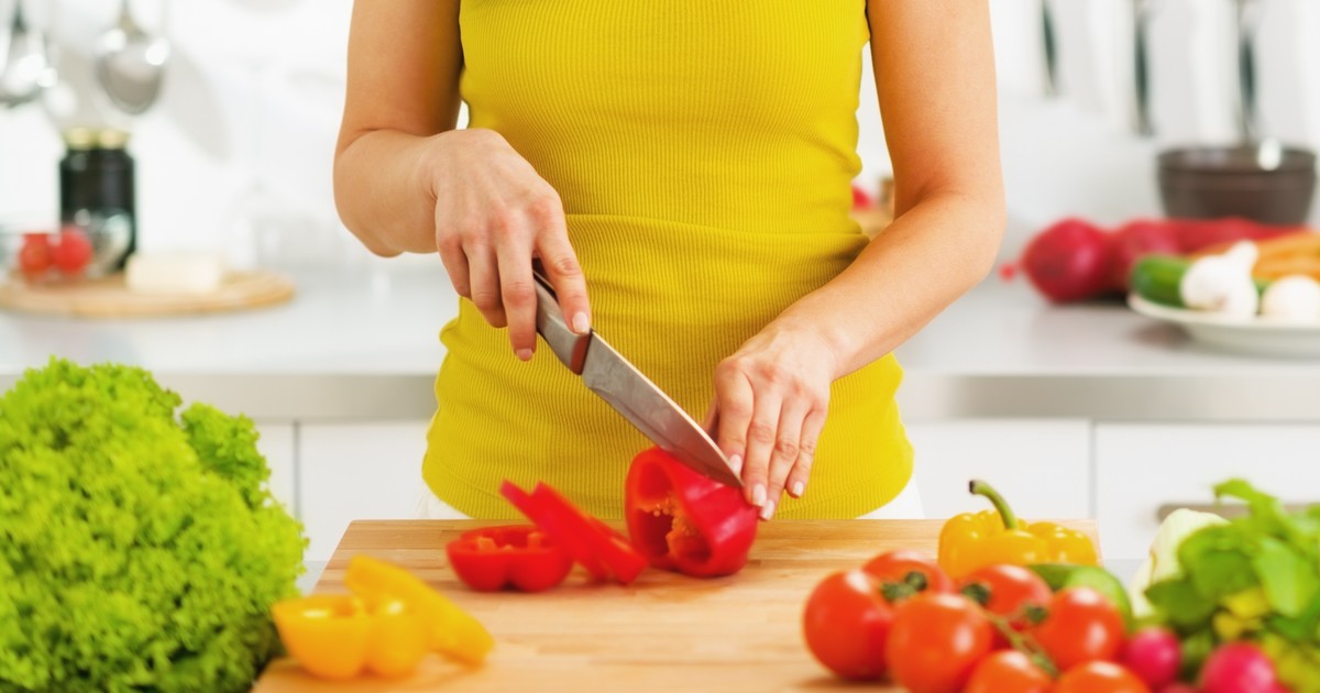 Dlaczego noworoczne postanowienia żywieniowe upadają już po tygodniu? Popełniamy błąd na starcie