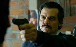 'Miliard dolarów albo zniszczę serial'. Brat Pabla Escobara grozi twórcom 'Narcos'