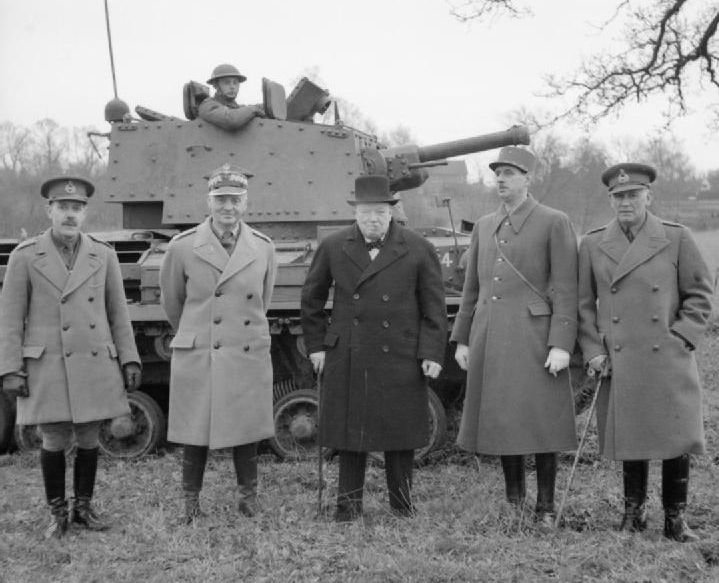 Gen. Władysław Sikorski wraz z Winstonem Churchillem i gen. Charlesem de Gaulle (domena publiczna)