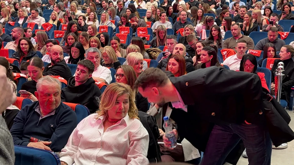 Roditelji Vlade iz Magla benda