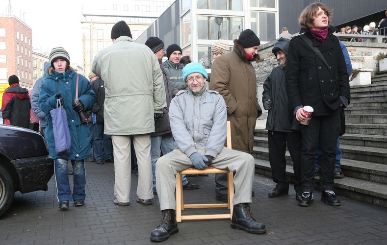 Nie każdy ma ochotę stać w wielogodzinnej kolejce