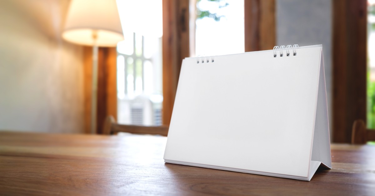 Dni ustawowo wolne od pracy 2026 i 2027 – kalendarz świąt, długie weekendy i dni za sobotę