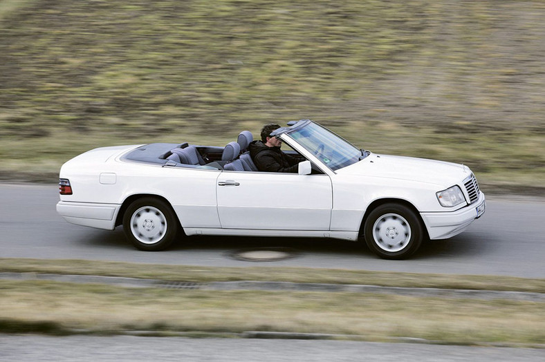 Mercedes 124 cabrio - kabriolet na cztery pory roku