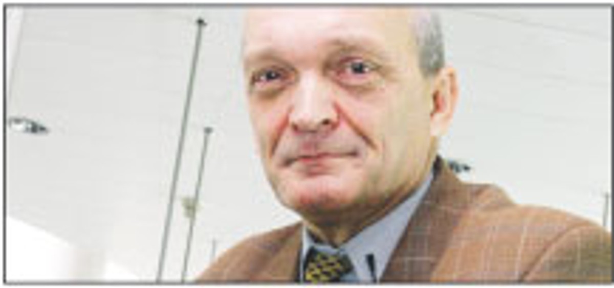 Hubert Izdebski, profesor, specjalista prawa administracyjnego z UW