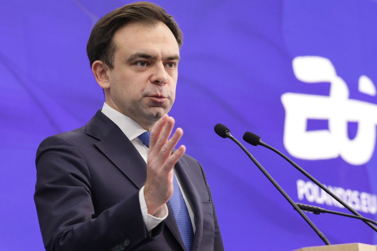 Andrzej Domański przerwał milczenie. Szef MF chce wyjaśnień od PKW