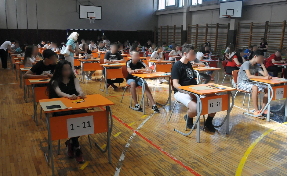 Polaganje srpskog u OŠ "Radoje Domanović" u Nišu