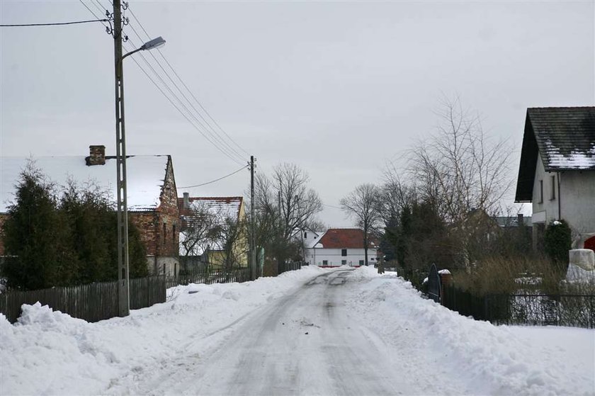 Bestia morduje nam króliki