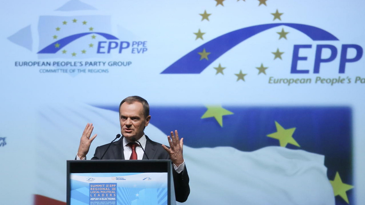 Unia energetyczna może być pokojową odpowiedzią na to, co dzieje się za wschodnimi granicami Polski i całej UE; to jeden ze sposobów spokojnego i rozsądnego działania, które będzie budowało siłę Europy - przekonywał w piątek w Poznaniu premier Donald Tusk.