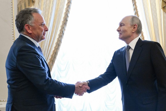 Završen sastanak Vitkofa i Putina: Jedan drugom se NEPRESTANO ZAHVALJIVALI, ruski lider ponudio pomoć Americi i Trampu ispunio želju