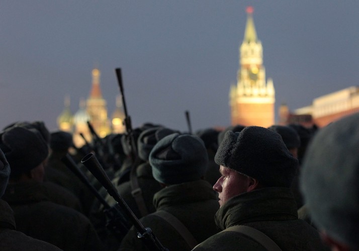 Historyczna parada na Placu Czerwonym