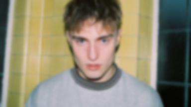 Sam Fender "Hypersonic Missiles": perfekcyjnie niedoskonały debiut [RECENZJA]