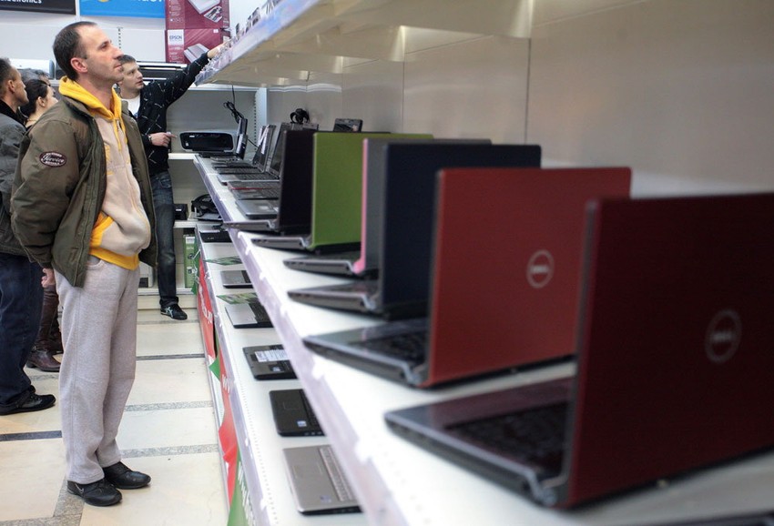 Vladajuća većina odlučila da zadrži PDV na osam odsto bar još dve godine