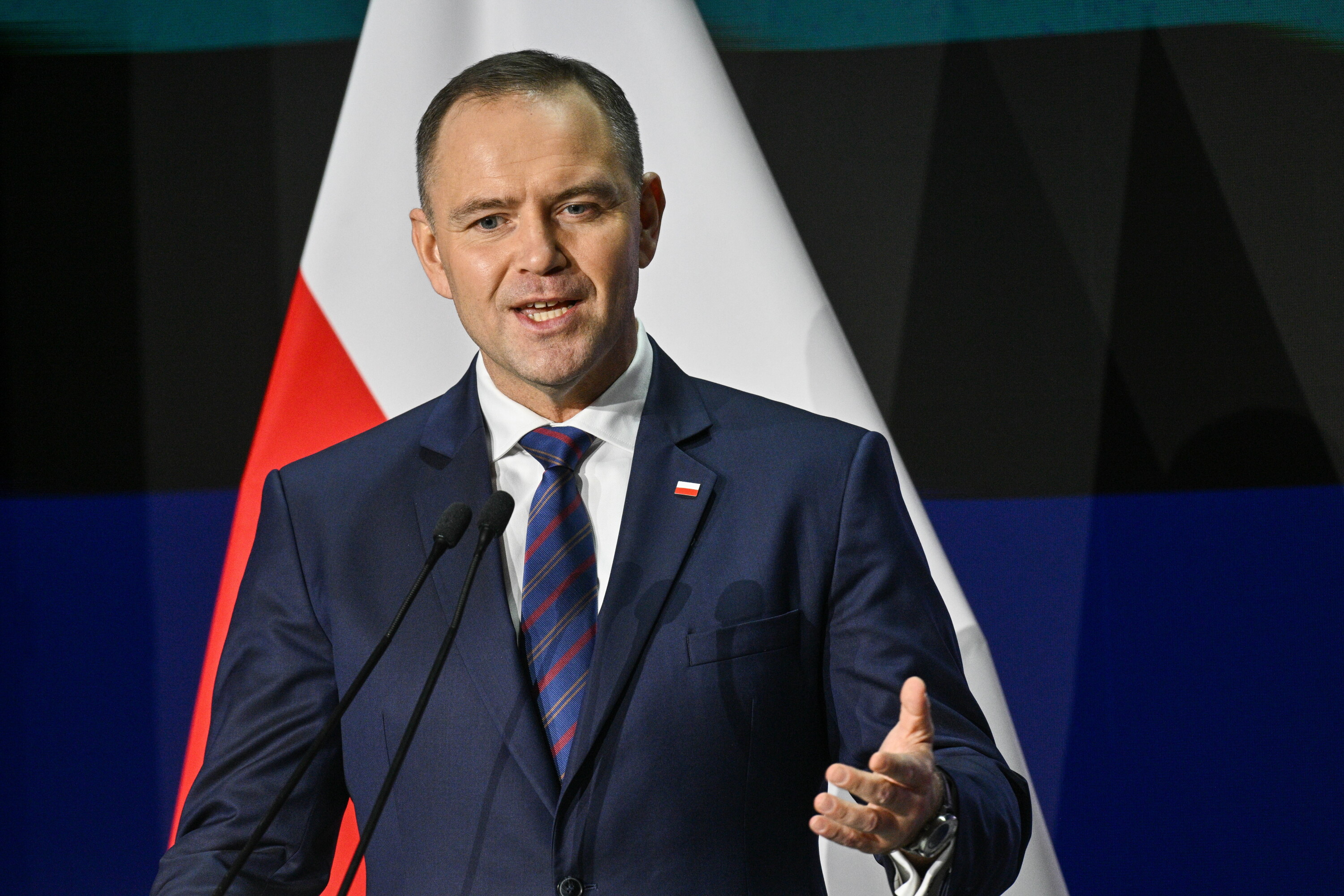 Apel prezydenta: Zapalcie znicze bohaterom walczącym o Polskę