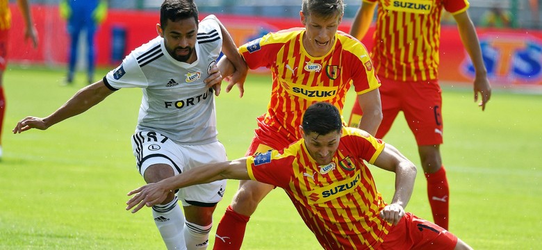 Ekstraklasa piłkarska: Korona przegrała z Legią 1:2 [WIDEO]