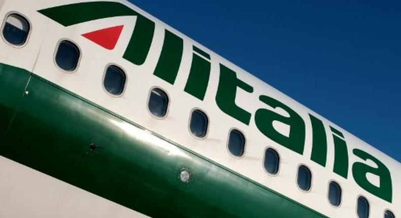 Tired of pumping public money into Alitalia, the Italian government now says the carrier should go to the highest bidder