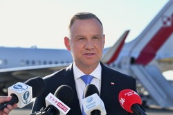 "Będzie na pewno sposobność rozmowy z Joe Bidenem". Prezydent Duda o wizycie w USA