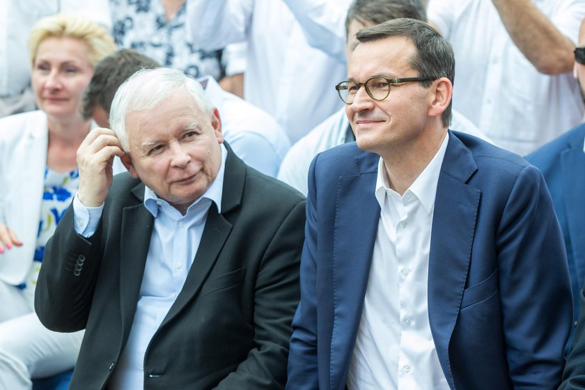 Premier Morawiecki i prezes Kaczyński