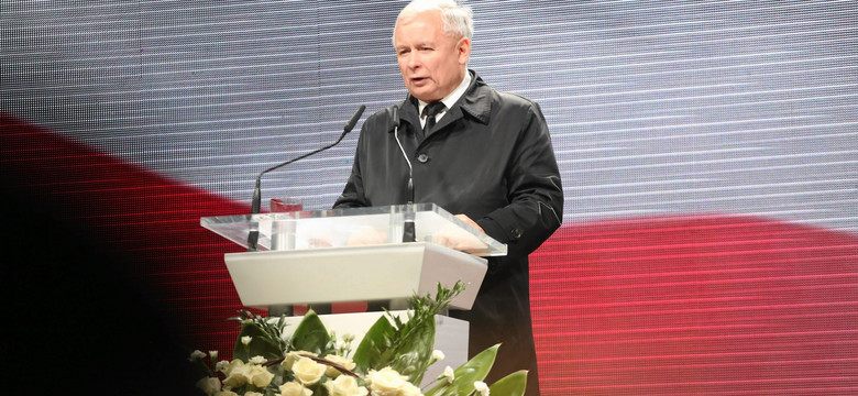 Miażdżący wynik partii Kaczyńskiego. NOWY SONDAŻ i kilka niespodzianek