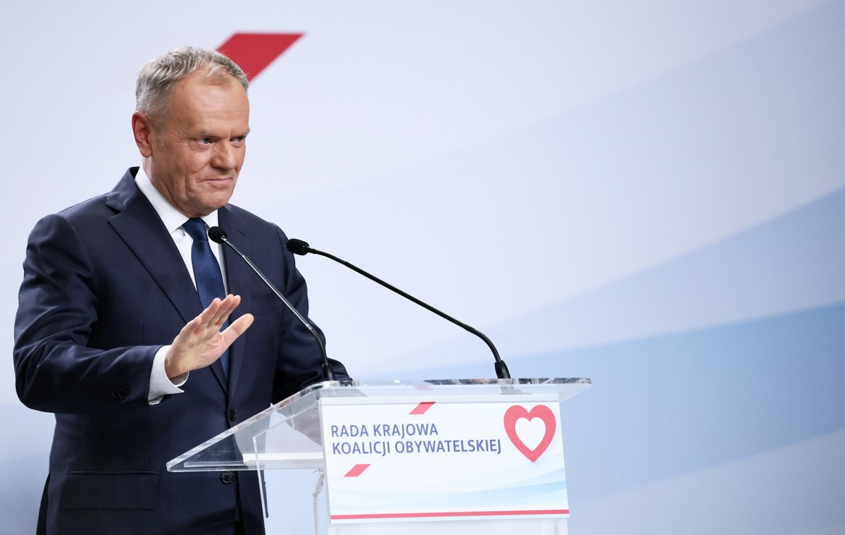 KO umacnia się na czele. Są też jednak złe wieści dla Donalda Tuska [SONDAŻ]