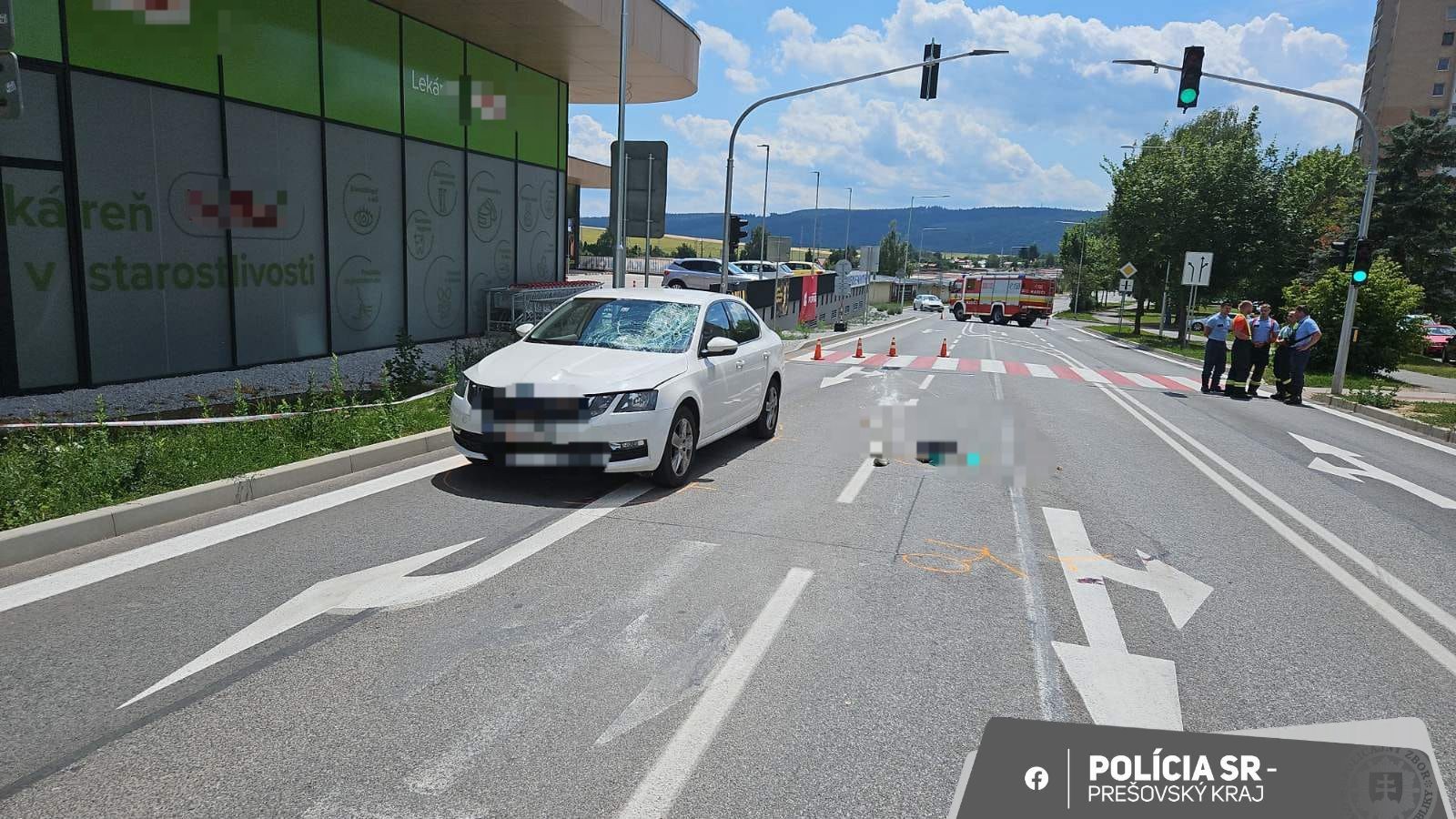 Po zrážke s autom v Poprade zahynula 72-ročná chodkyňa.
