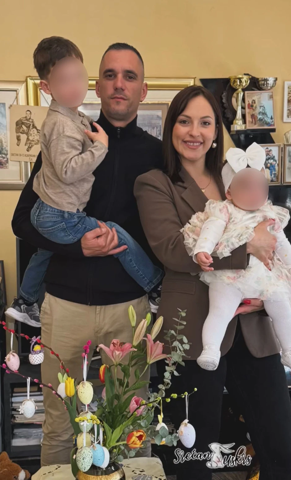 Andrijana Radonjić sa mužem i decom