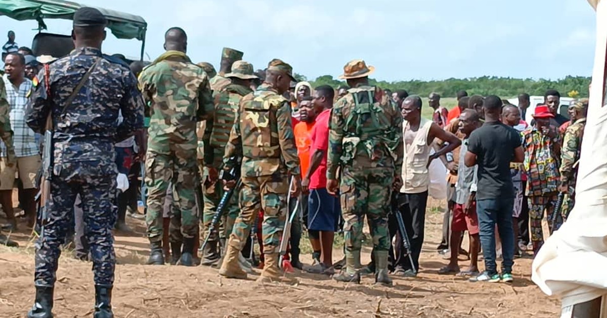 Senya Bereku residents clash with soldiers over disputed land - Vimarsana News